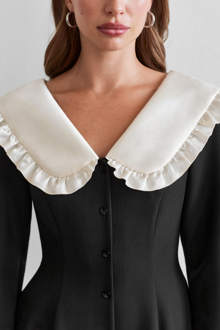 Платье с воротником из шелковой тафты