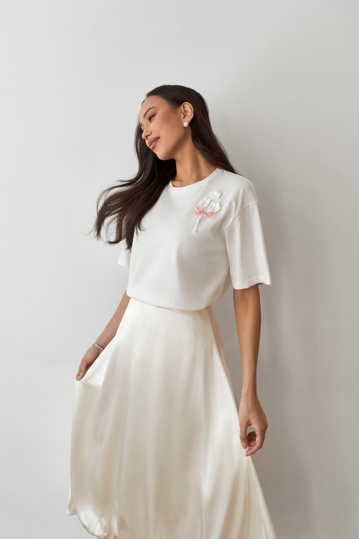 Футболка oversize с вязанным декором