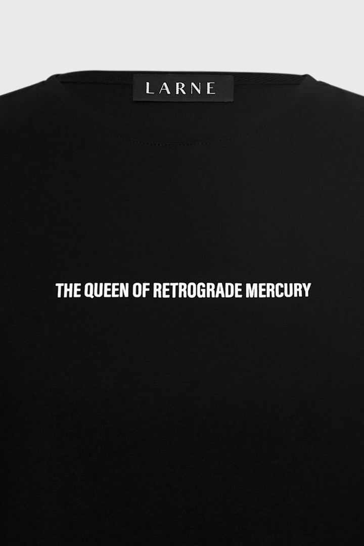 Футболка с принтом the queen of retrograde mercury