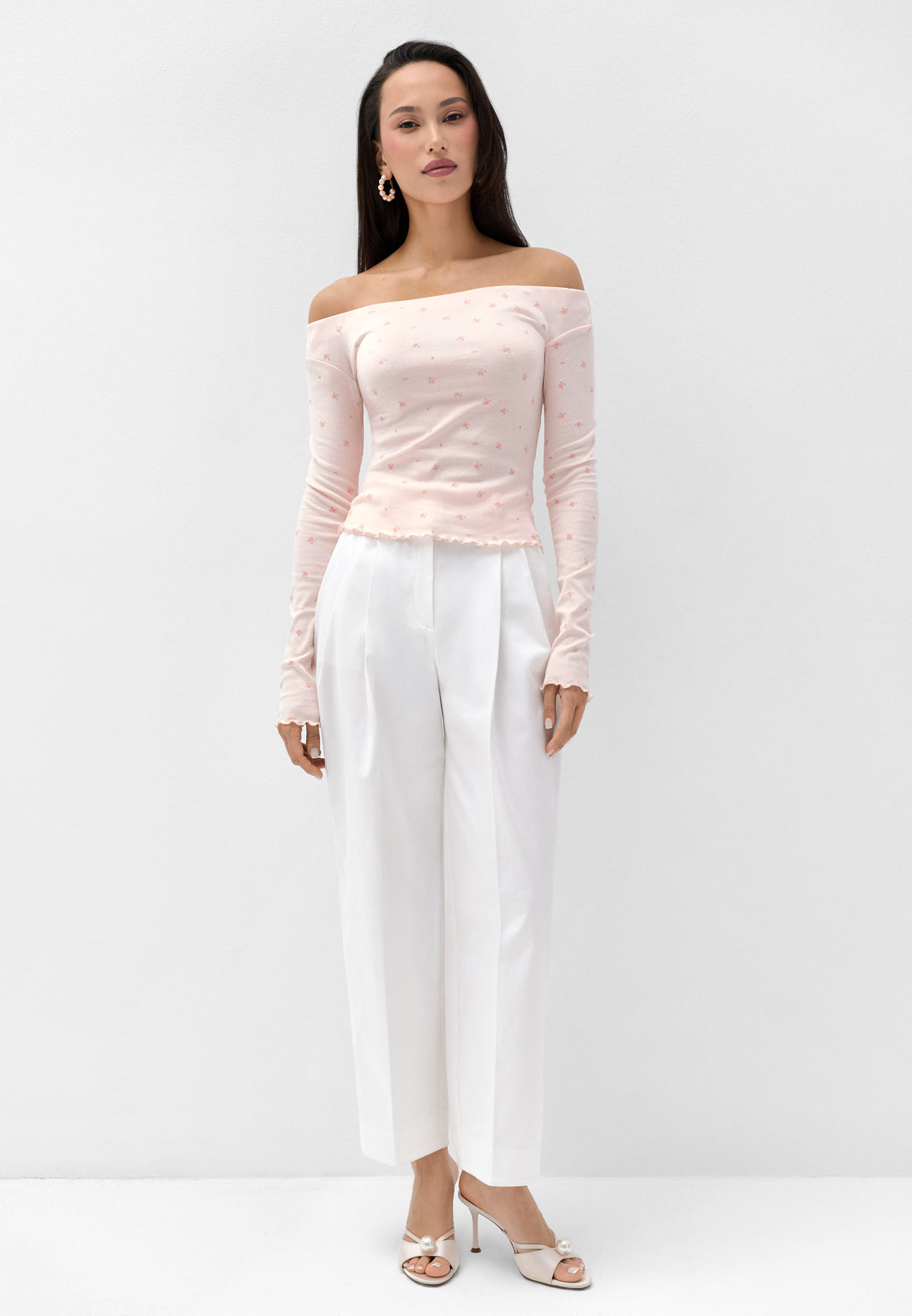 Брюки-бананы из денима