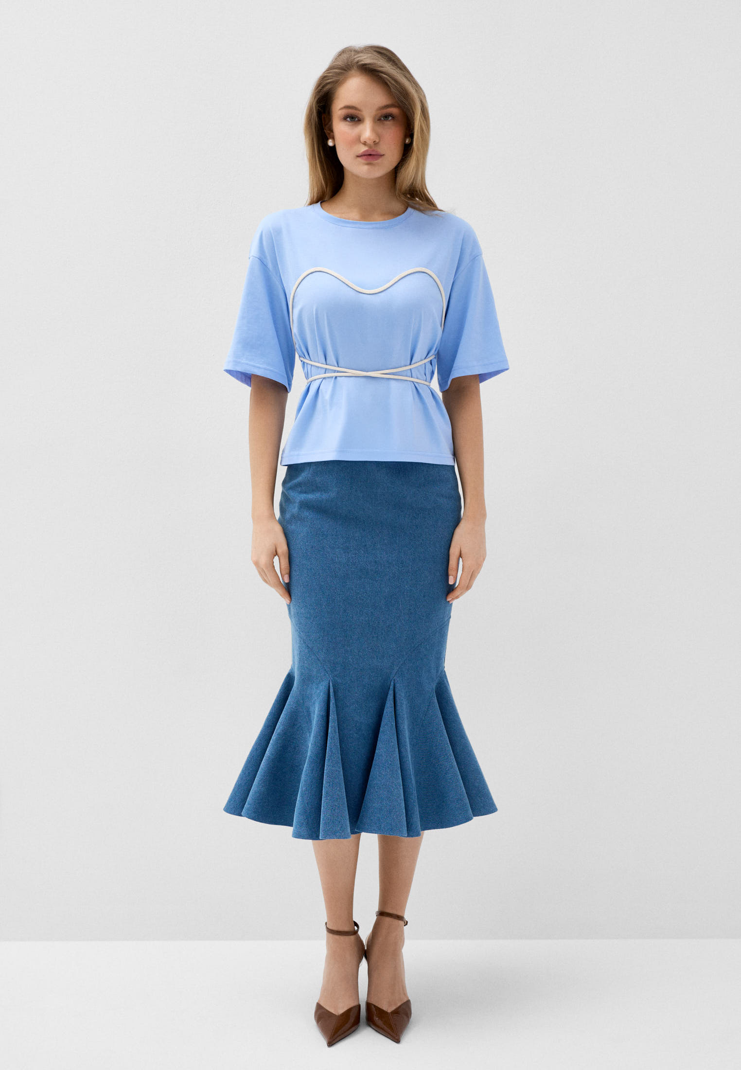 Футболка с фактурным шнуром