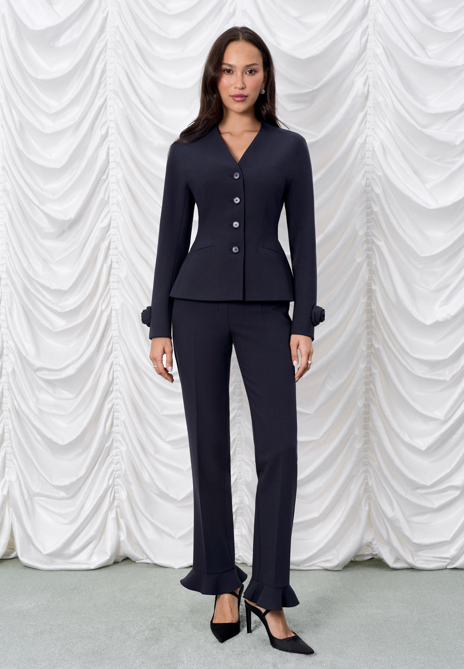 Брюки укороченные с рюшами