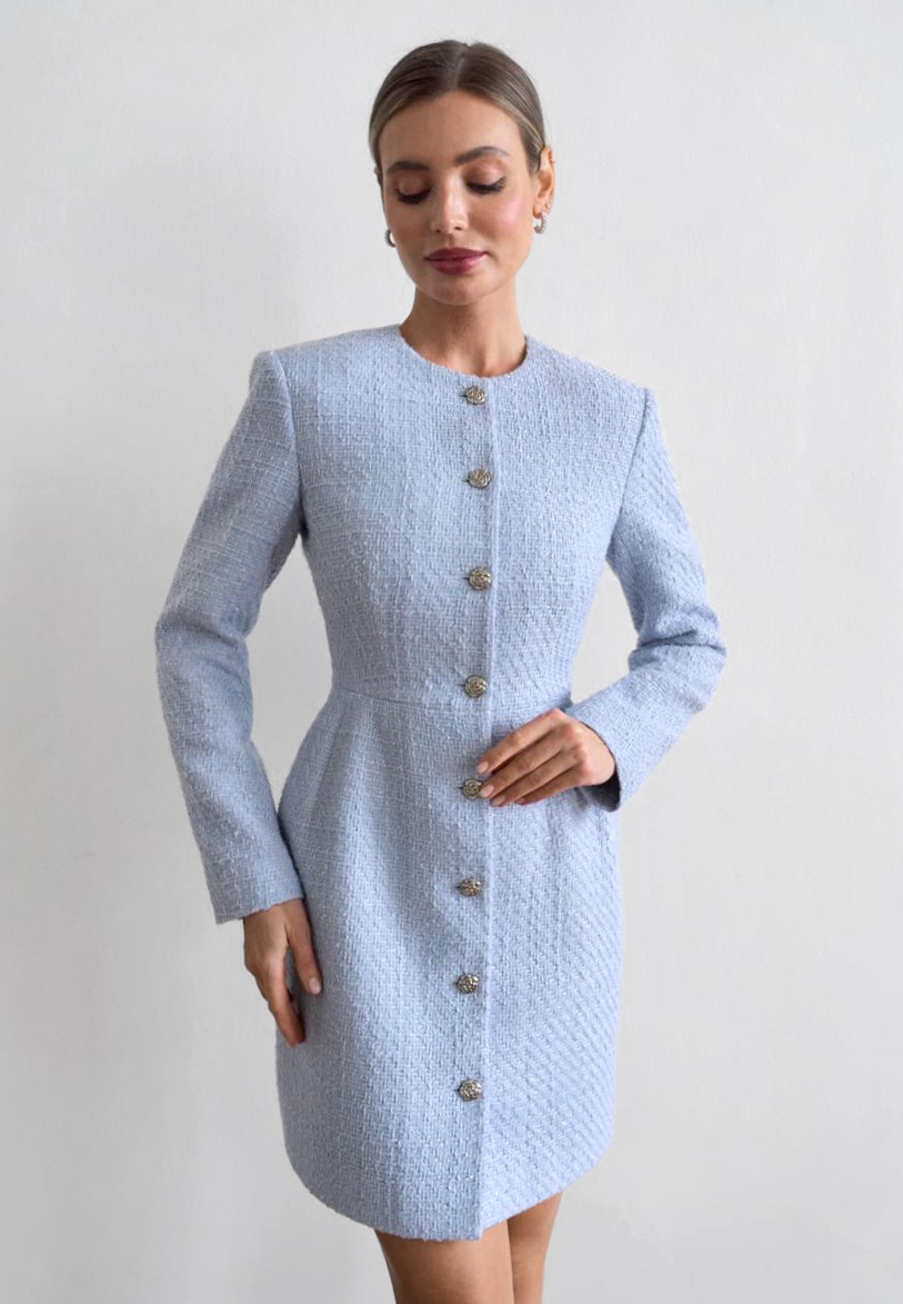 Платье-жакет из твида с акцентными пуговицами