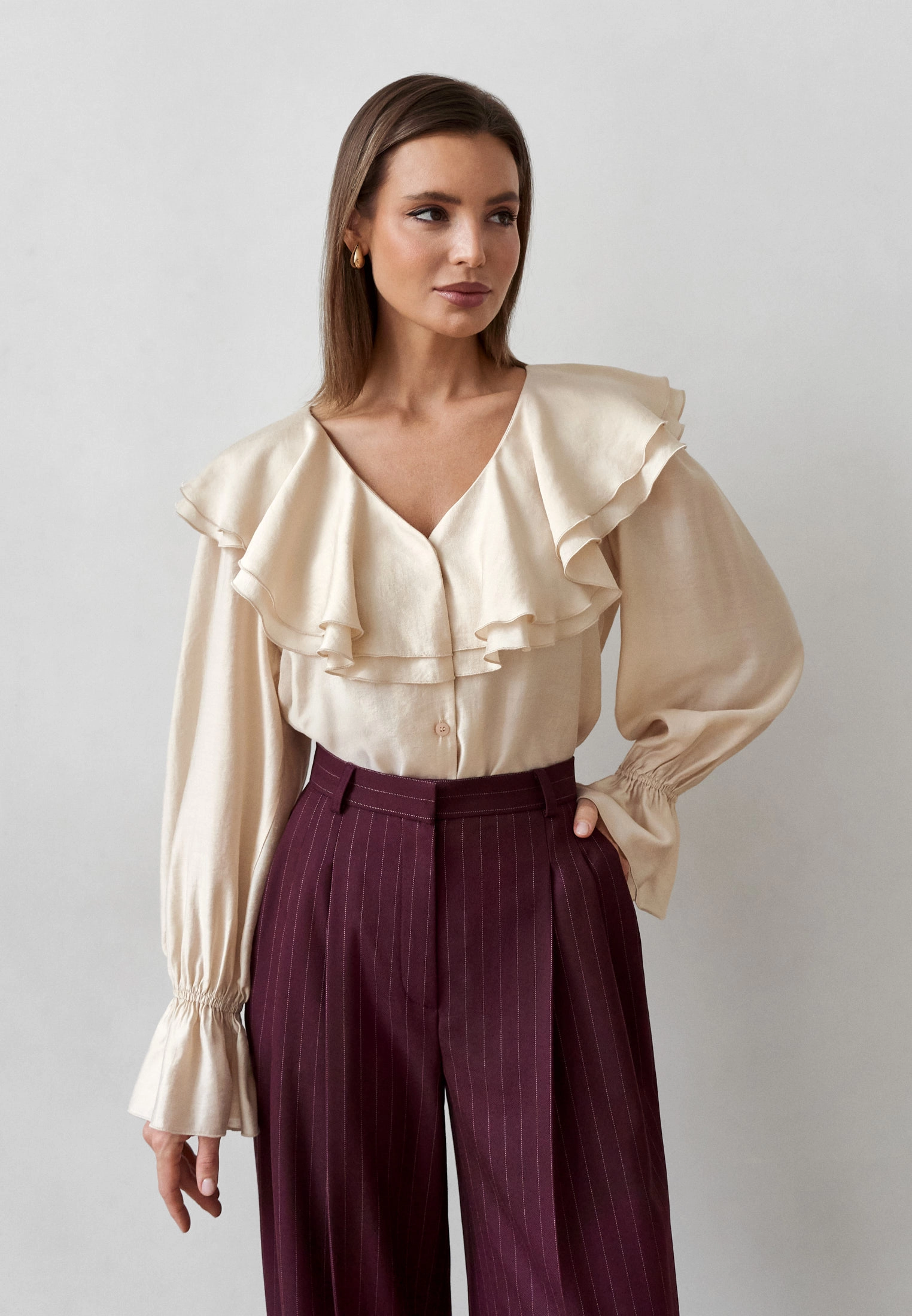 Брюки-баллоны: ретро-силуэт с современным характером