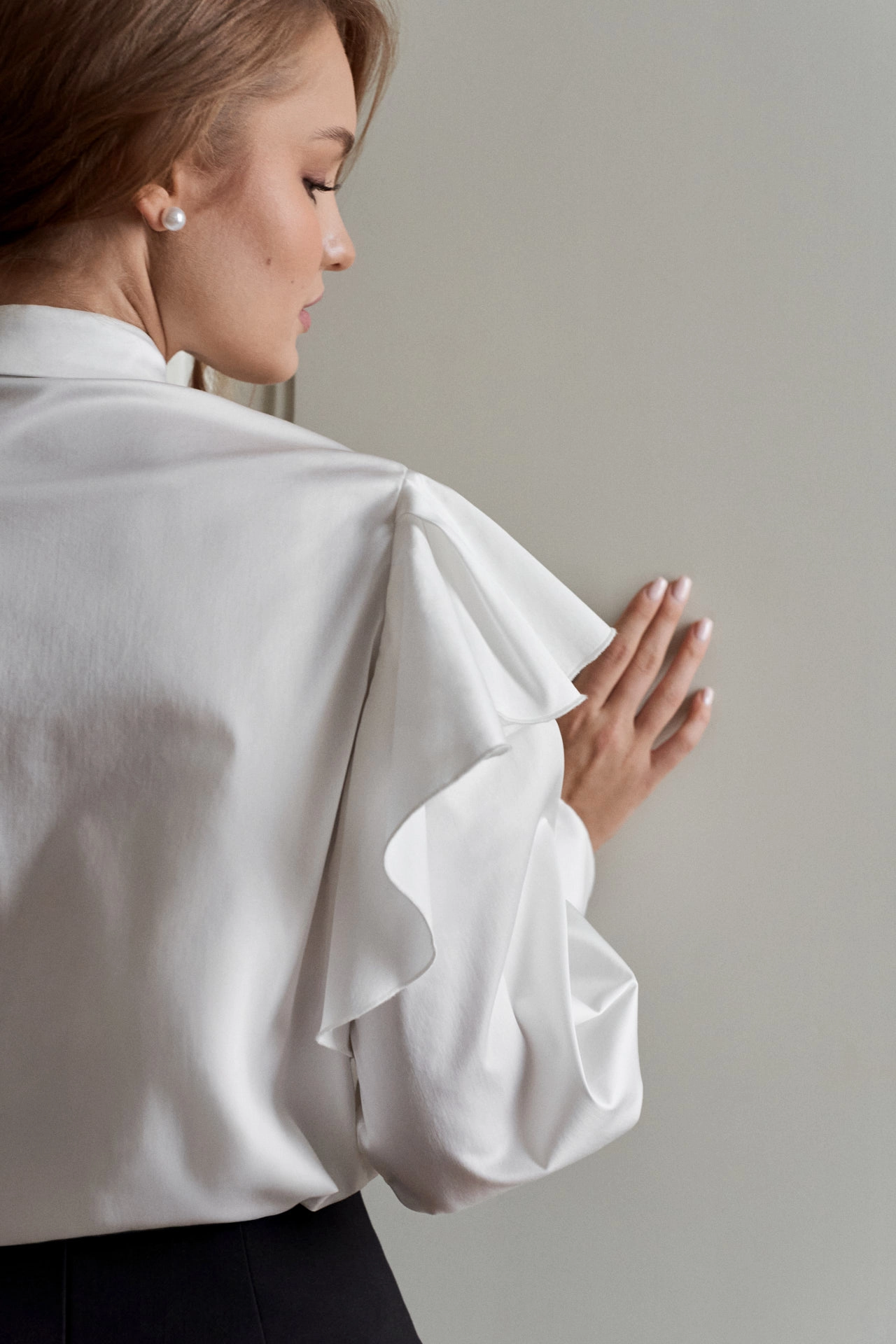 Не просто блуза — скульптура на теле: эстетика объёмных рукавов