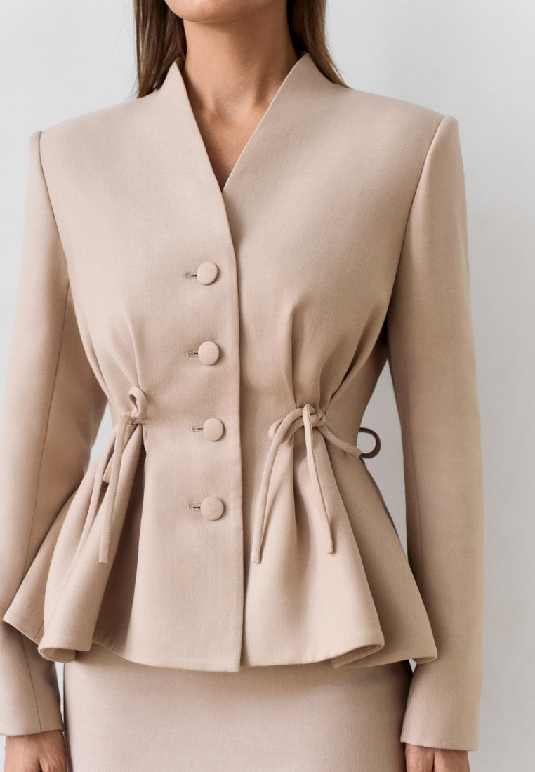 Жакет с защипами из полушерсти