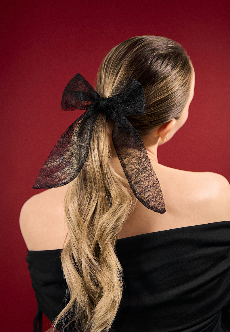 Лента для волос из кружева