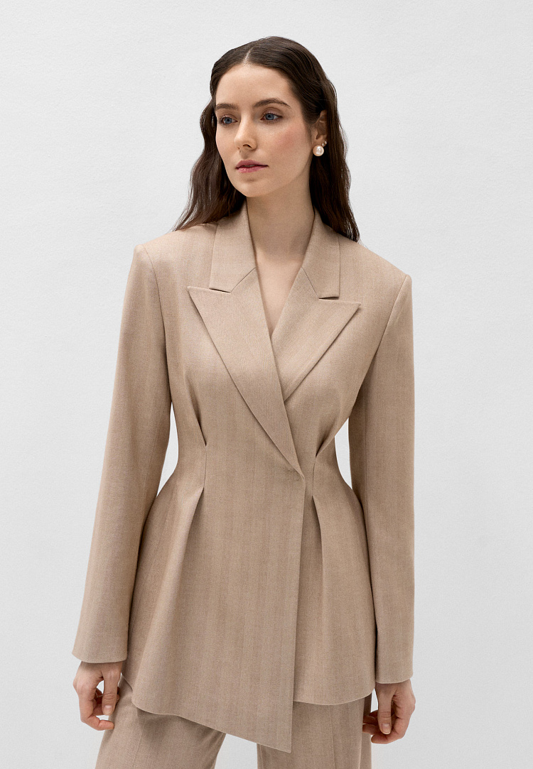 Асимметричный жакет с жаккардовым рисунком елочка