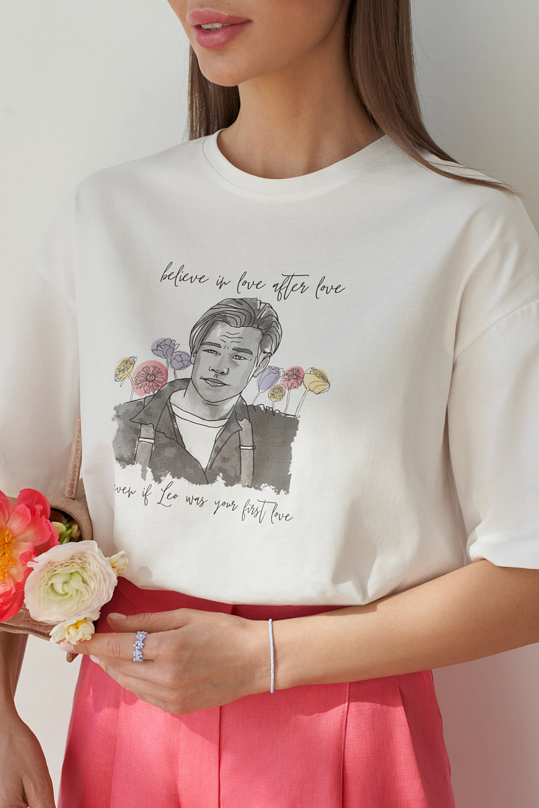 Футболка oversize с авторским принтом "Лео"
