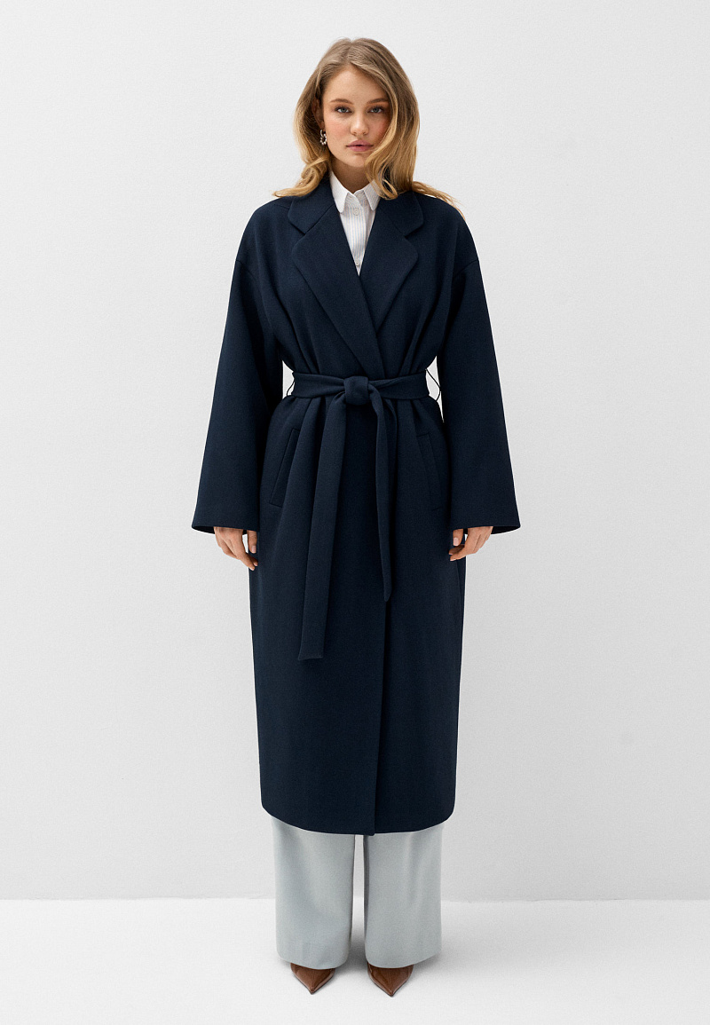 Пальто с лацканами