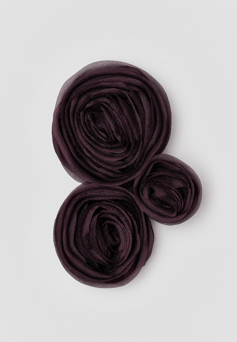 Брошь ручной работы из натуральной органзы