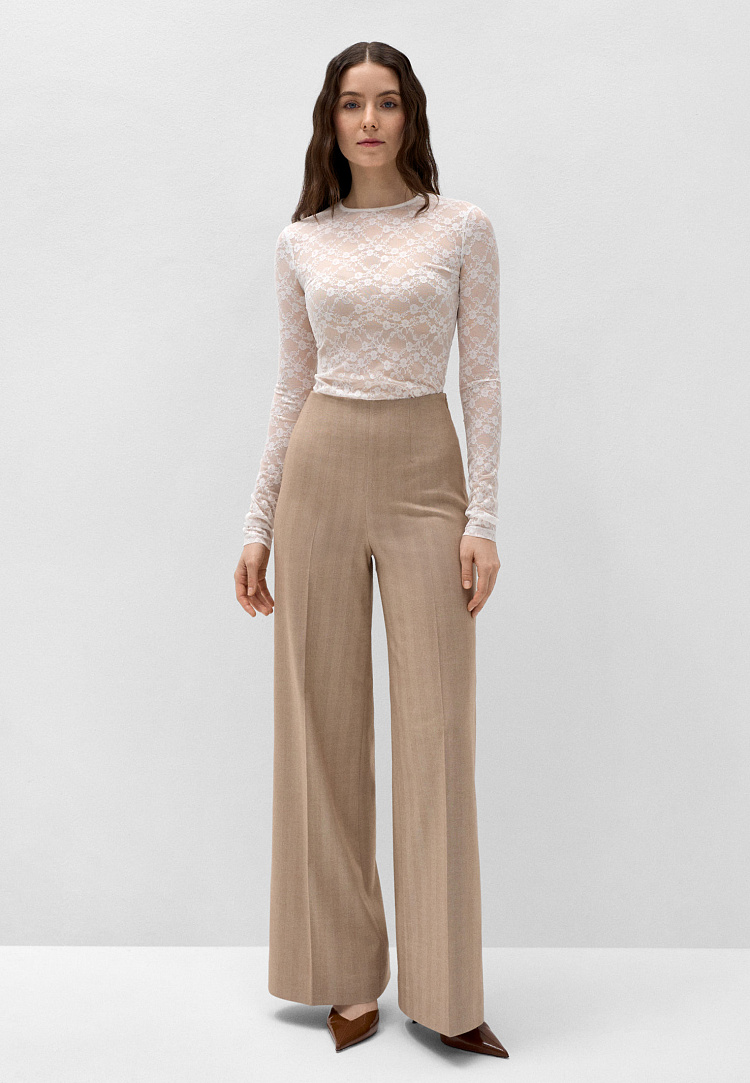 Лонгслив из кружева